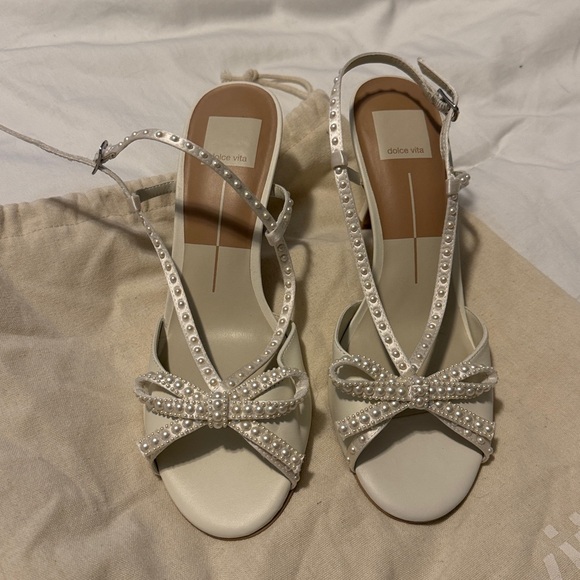BRAND NEW, never been worn—Dolce Vita Lonny pearl heels white satin - Picture 5 of 6